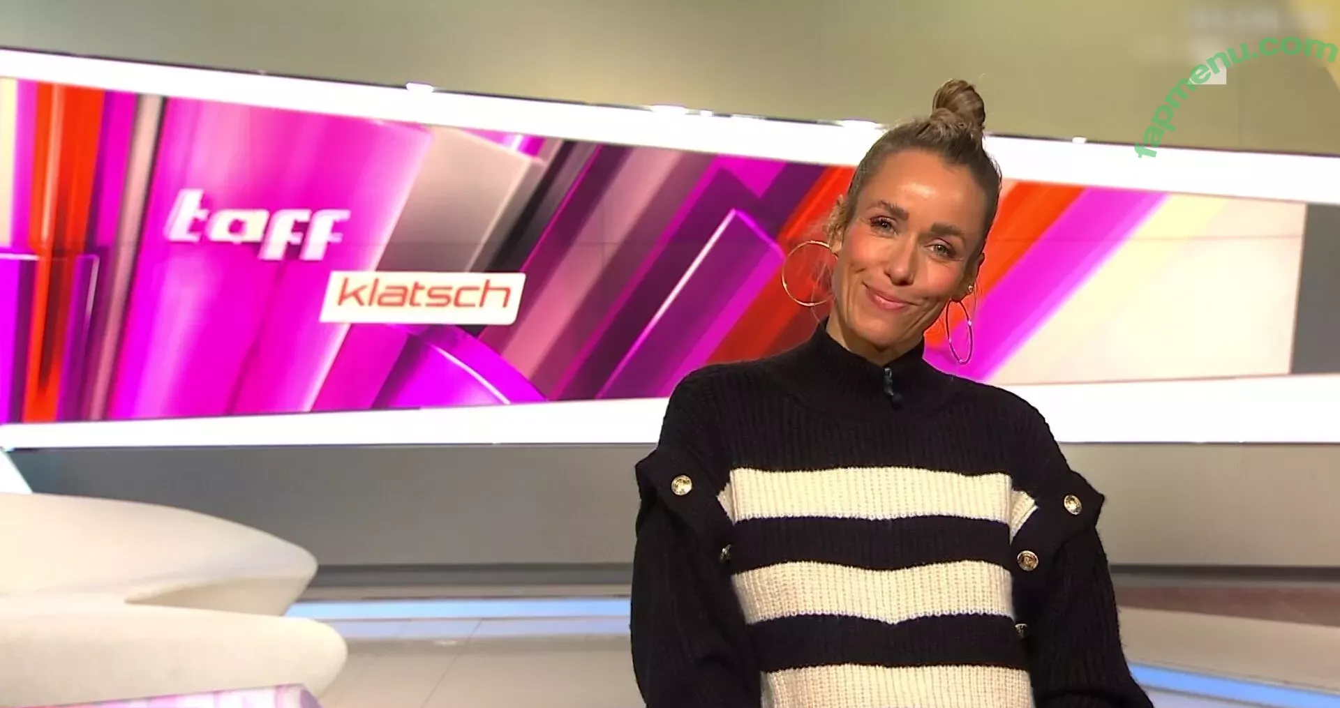 Annemarie Carpendale nude photo #0681 (Annemarie.Carpendale / annemarie_carpendale / annie_carpendale)