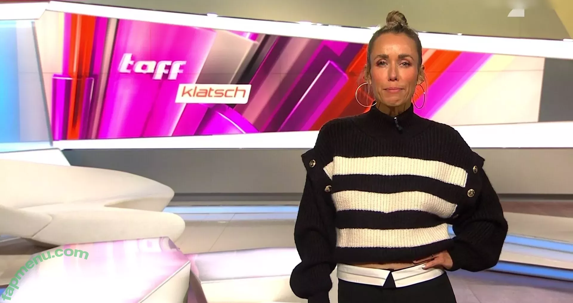 Annemarie Carpendale nude photo #0683 (Annemarie.Carpendale / annemarie_carpendale / annie_carpendale)