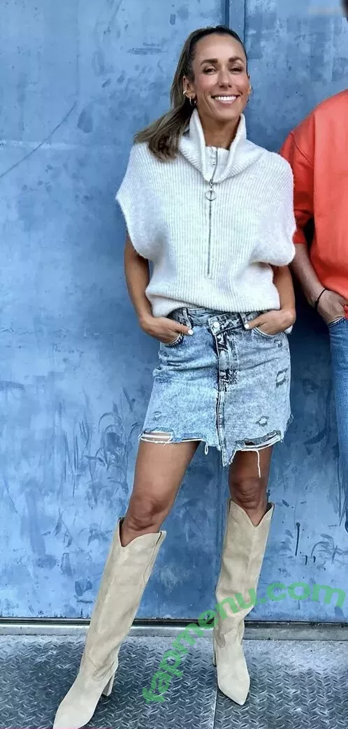 Annemarie Carpendale nude photo #0699 (Annemarie.Carpendale / annemarie_carpendale / annie_carpendale)