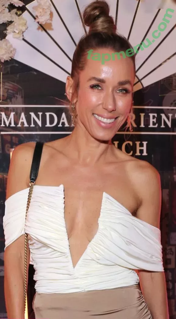 Annemarie Carpendale nude photo #0752 (Annemarie.Carpendale / annemarie_carpendale / annie_carpendale)