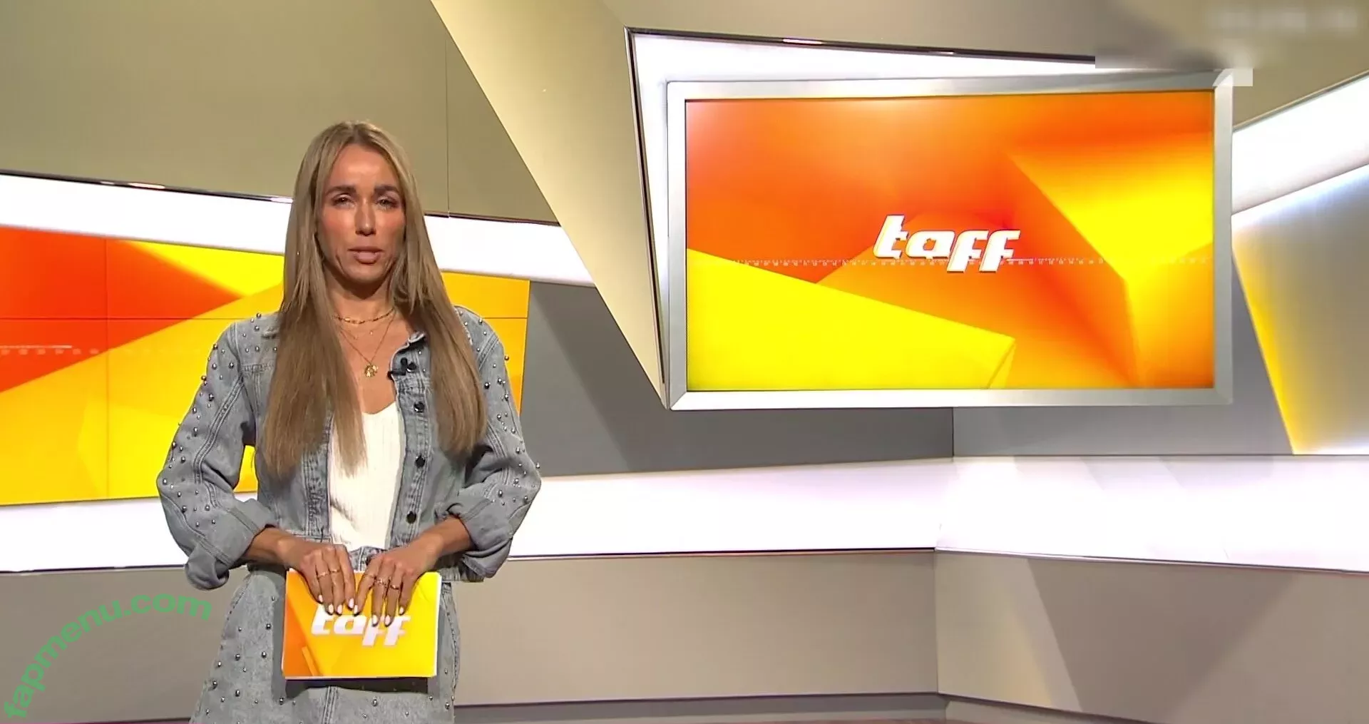 Annemarie Carpendale nude photo #0789 (Annemarie.Carpendale / annemarie_carpendale / annie_carpendale)