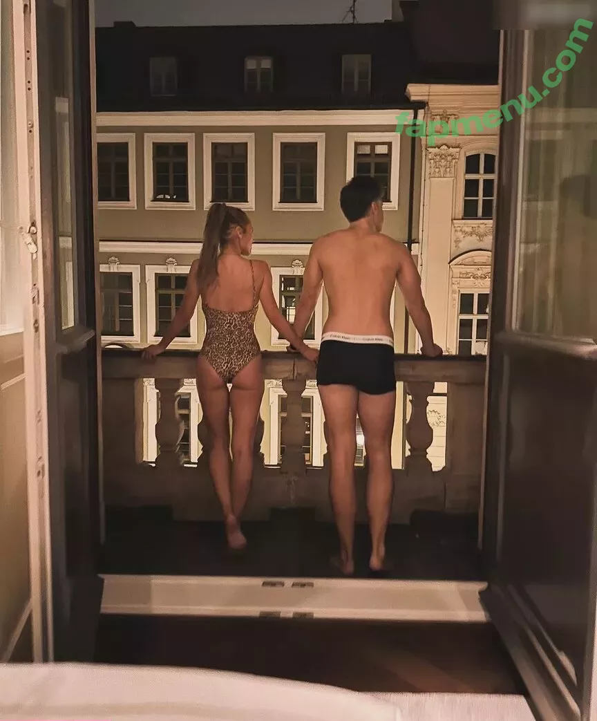 Annemarie Carpendale nude photo #0808 (Annemarie.Carpendale / annemarie_carpendale / annie_carpendale)