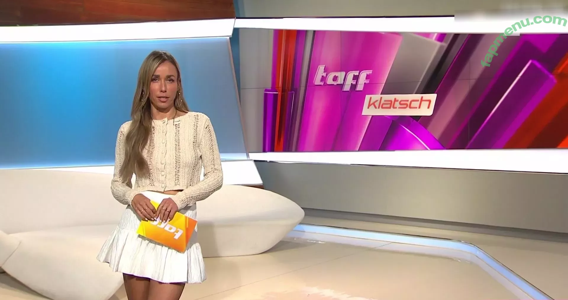 Annemarie Carpendale nude photo #0828 (Annemarie.Carpendale / annemarie_carpendale / annie_carpendale)