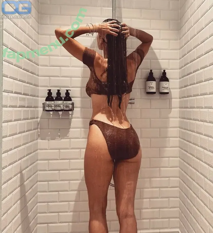 Annemarie Carpendale nude photo #1447 (Warnkross / annemarie_carpendale / annie_carpendale)