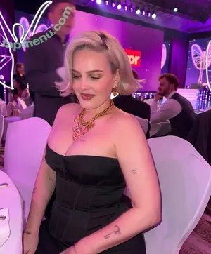 Annemarie / annemarie98 nude photo #0218