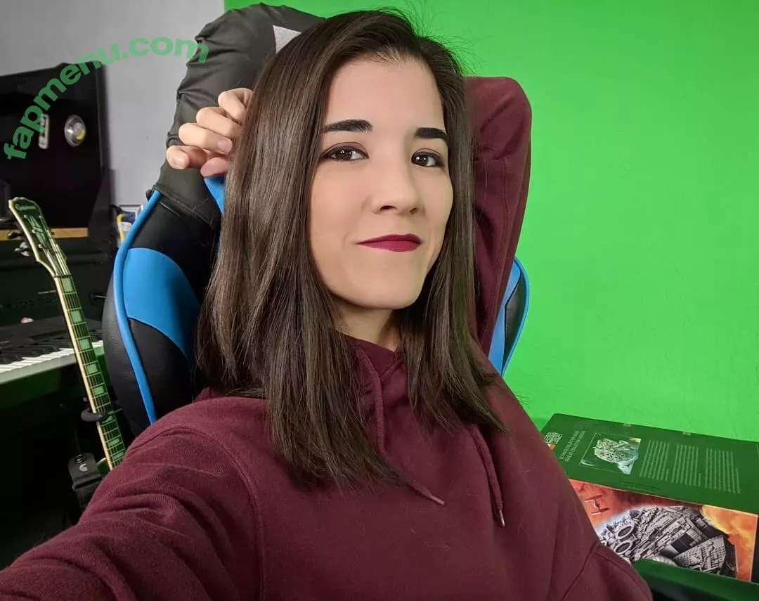 AnneMunition nude photo #0003 (AnneMunition)