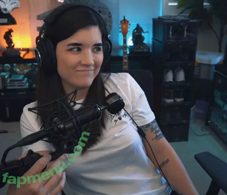 AnneMunition nude photo #0010 (AnneMunition)