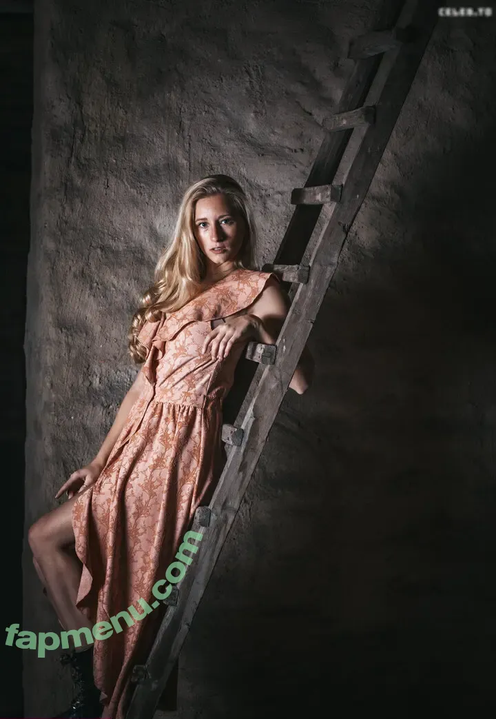 Annesophie Linn nude photo #0020 (bild21 / bild21_fotostudio)