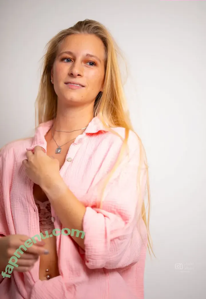 Annesophie Linn nude photo #0055 (bild21 / bild21_fotostudio)