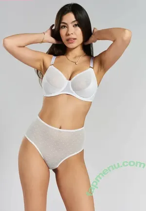 annevlancaster / Anne Lancaster - Slim Busty Asian nude photo #0003