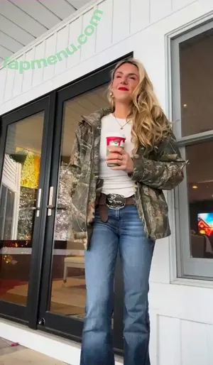 Annie Agar / annieagar5 nude photo #0387