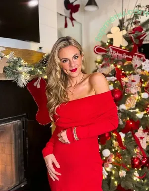 Annie Agar / annieagar5 nude photo #0400