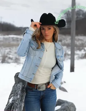 Annie Agar / annieagar5 nude photo #0408