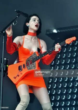 Annie Clark / St. Vincent / annie__clark nude photo #0007