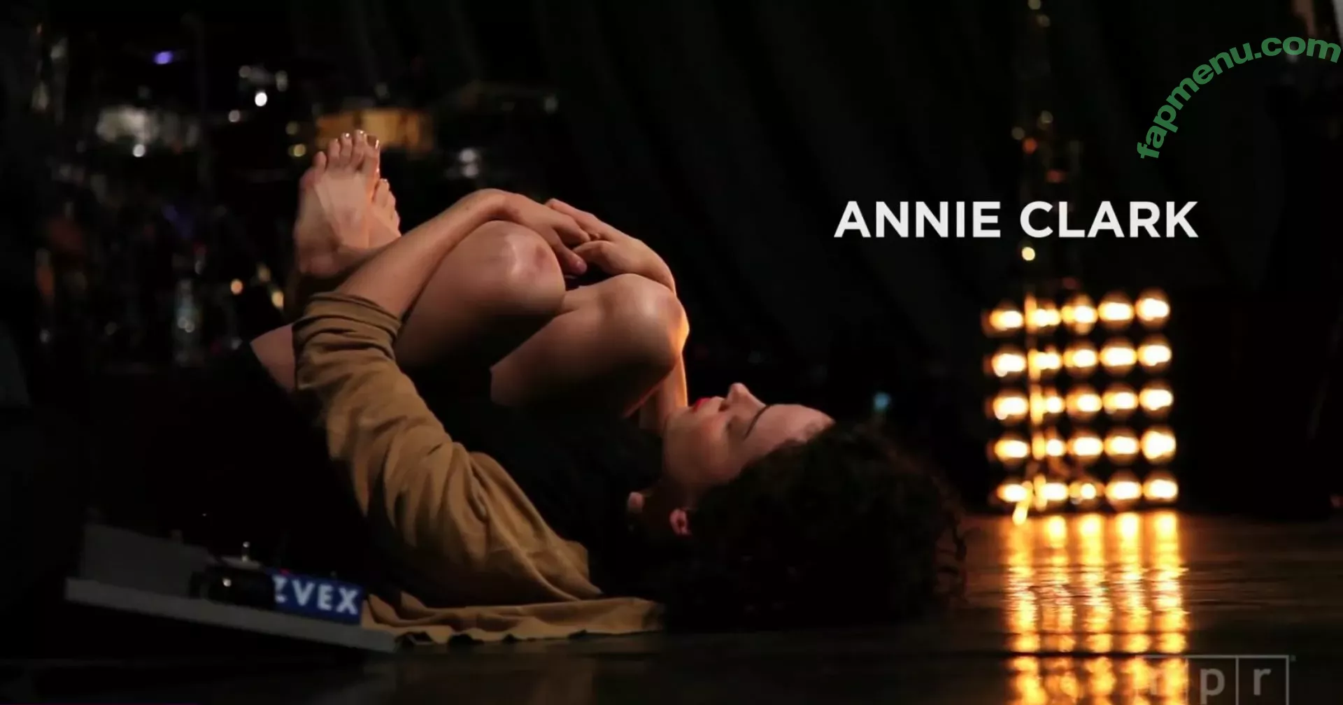 Annie Clark nude photo #0028 (St. Vincent / annie__clark)