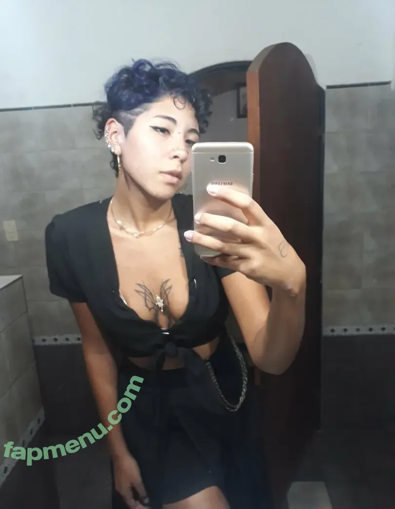 annie.xtasy nude photo #0007 (annietracy)