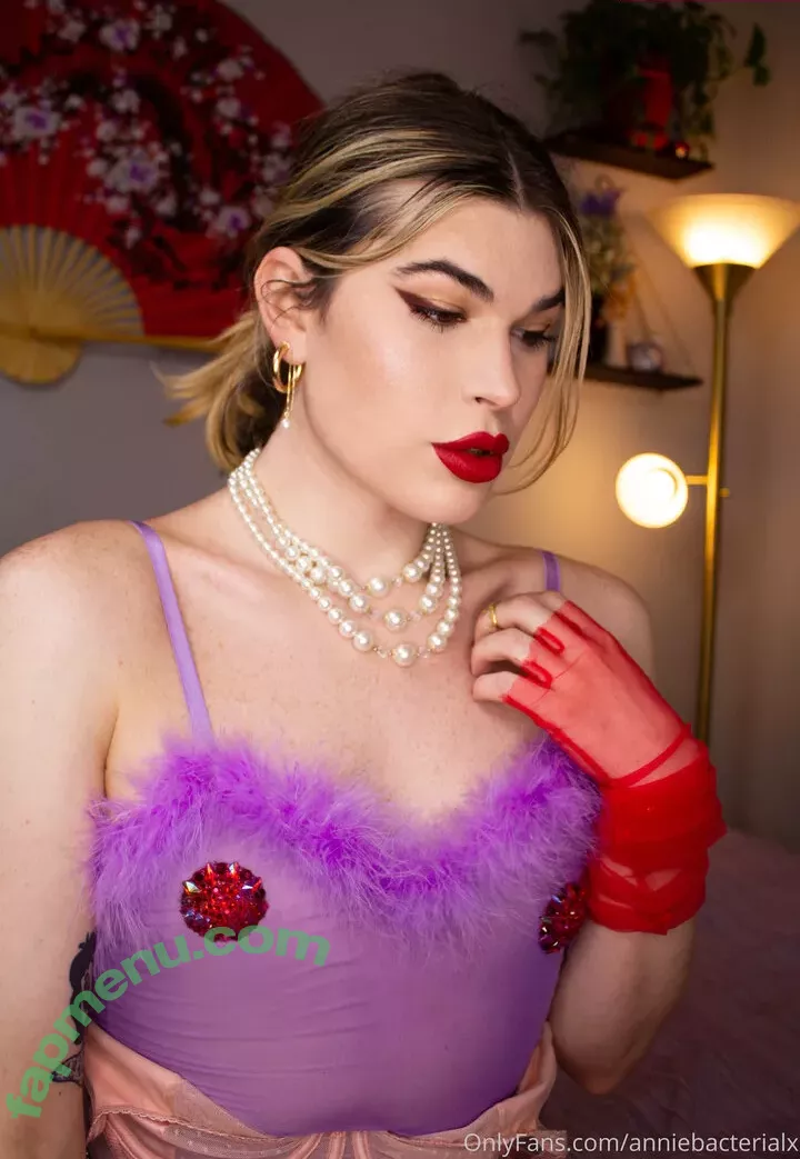 anniebacterialx nude photo #0072 (anniebiotixx)