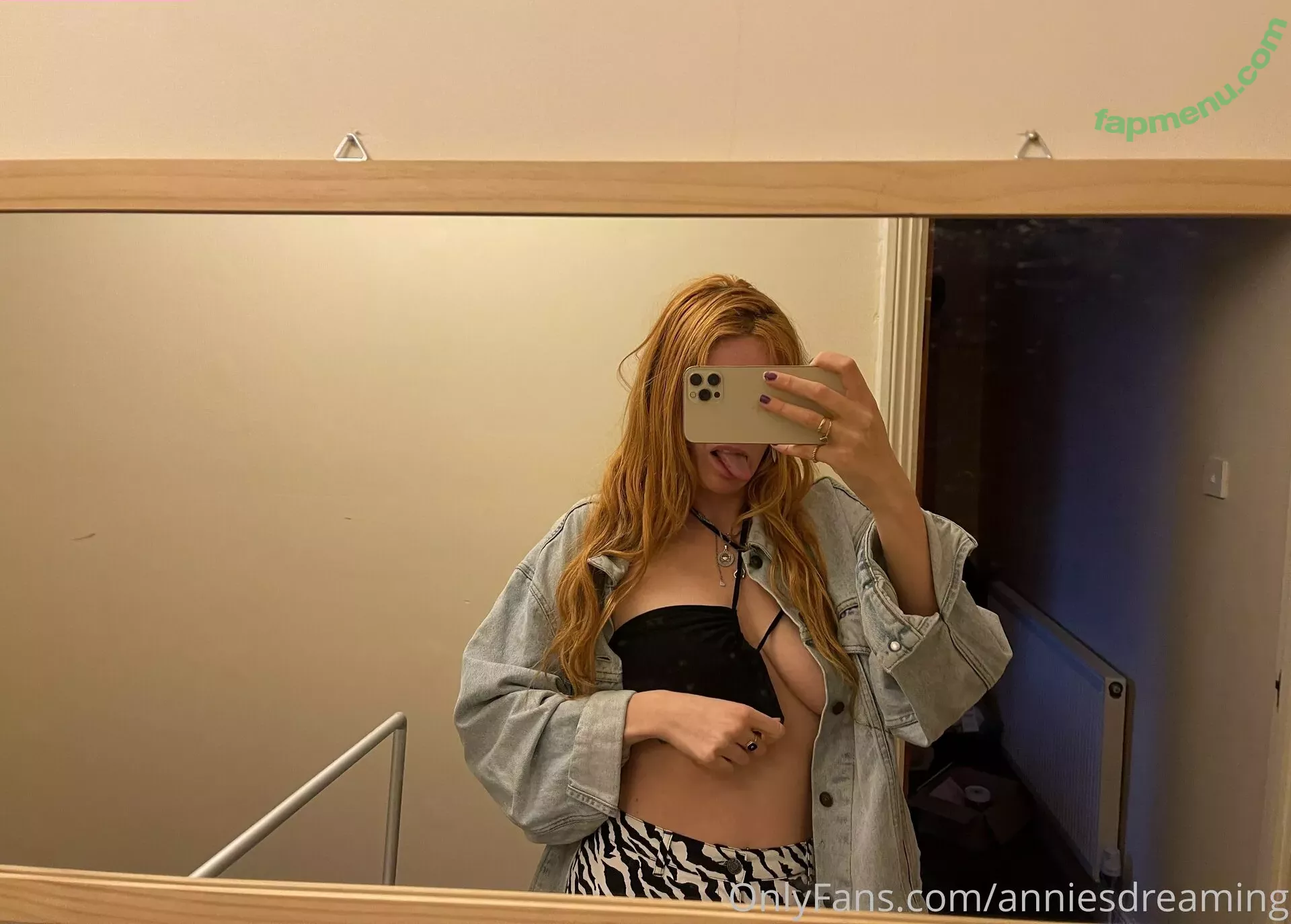 annieecharlottefree nude photo #0509 (annieecharlotte)