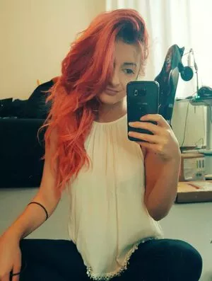 AnnieFuchsia nude photo #0127