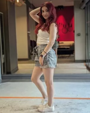 AnnieFuchsia nude photo #0335