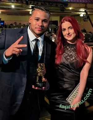 AnnieFuchsia nude photo #0800