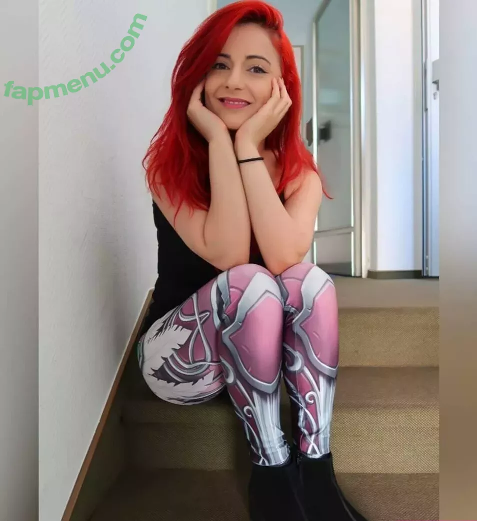 AnnieFuchsia nude photo #0059 (AnnieFuchsia)