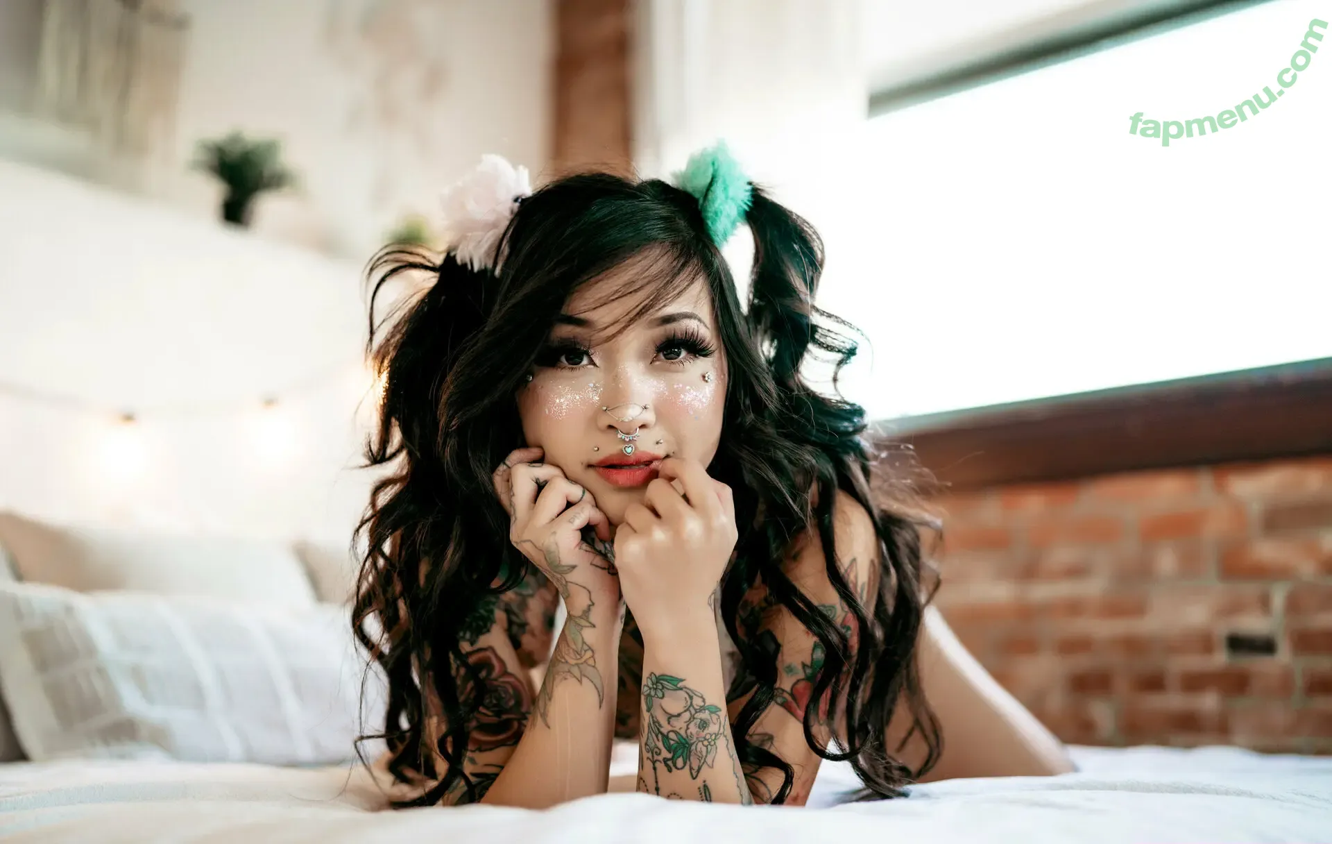 anniemiao nude photo #0034 (50shadesofpink)