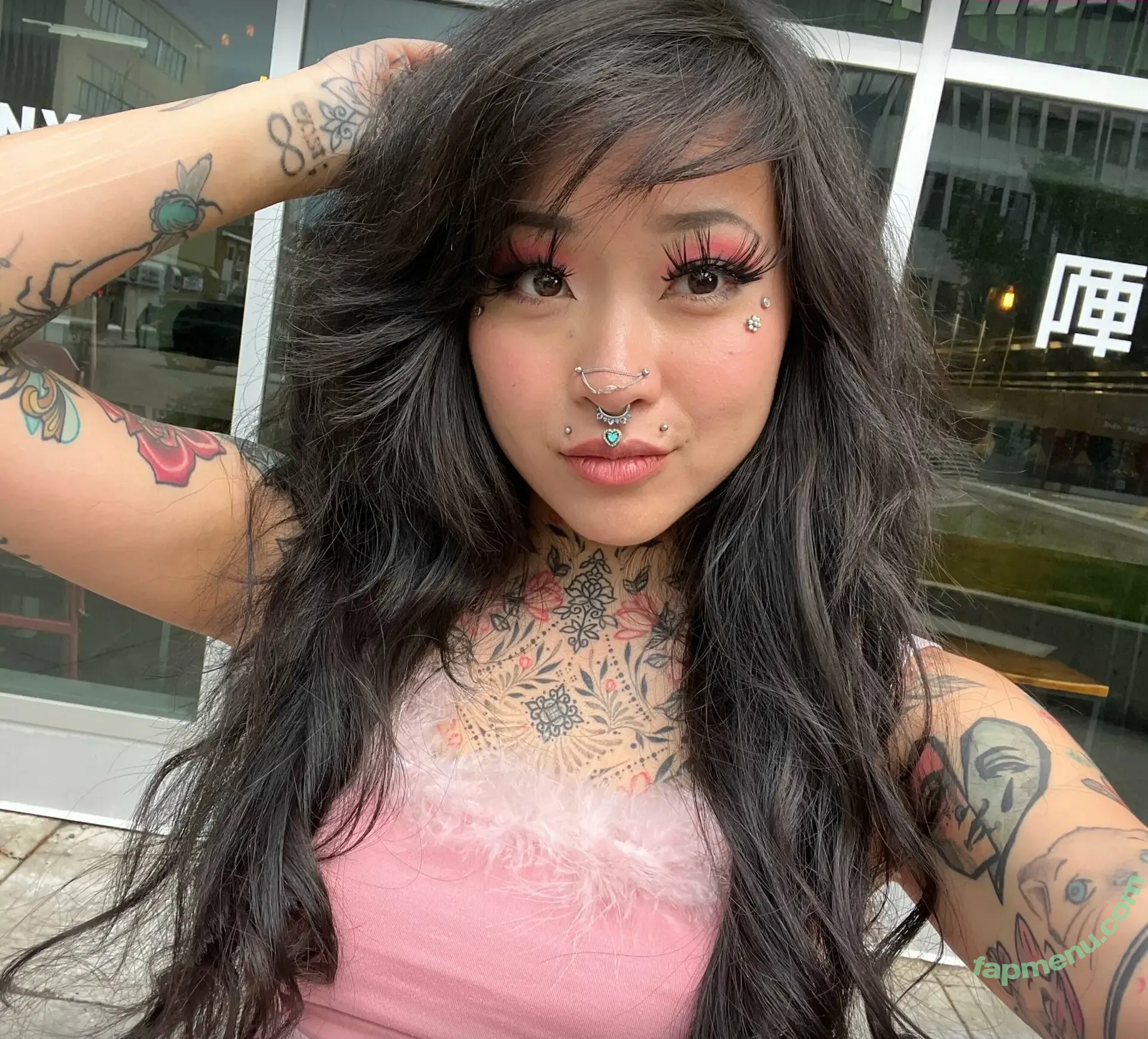anniemiao nude photo #0012 (50shadesofpink)
