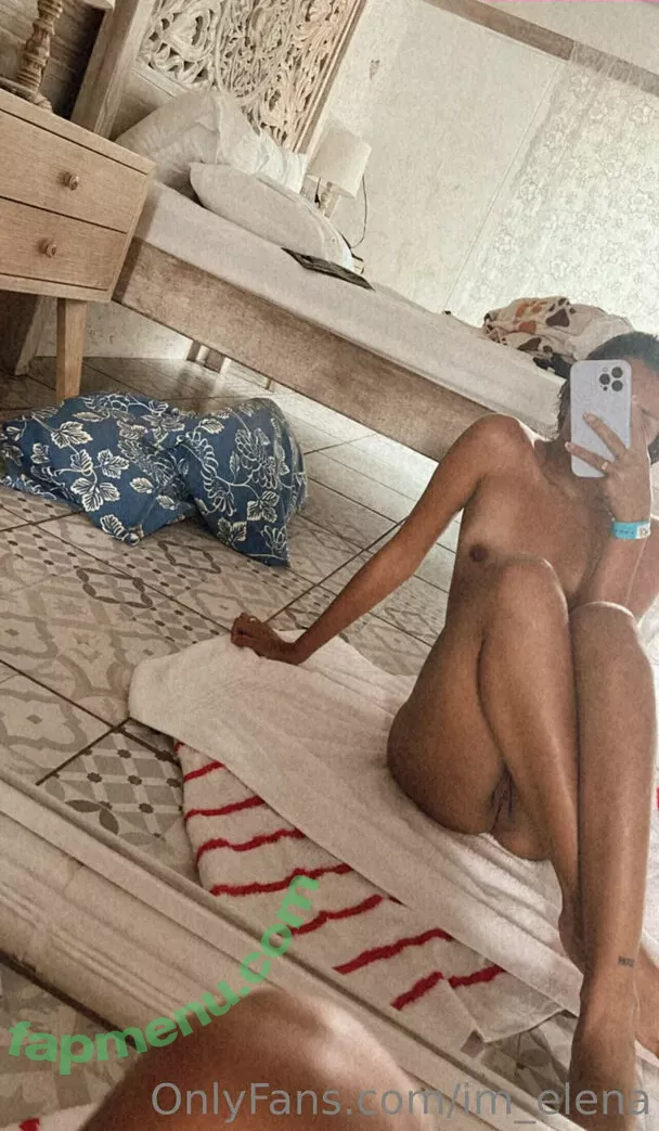 anniequeeen nude photo #0005 (anniequeenk)