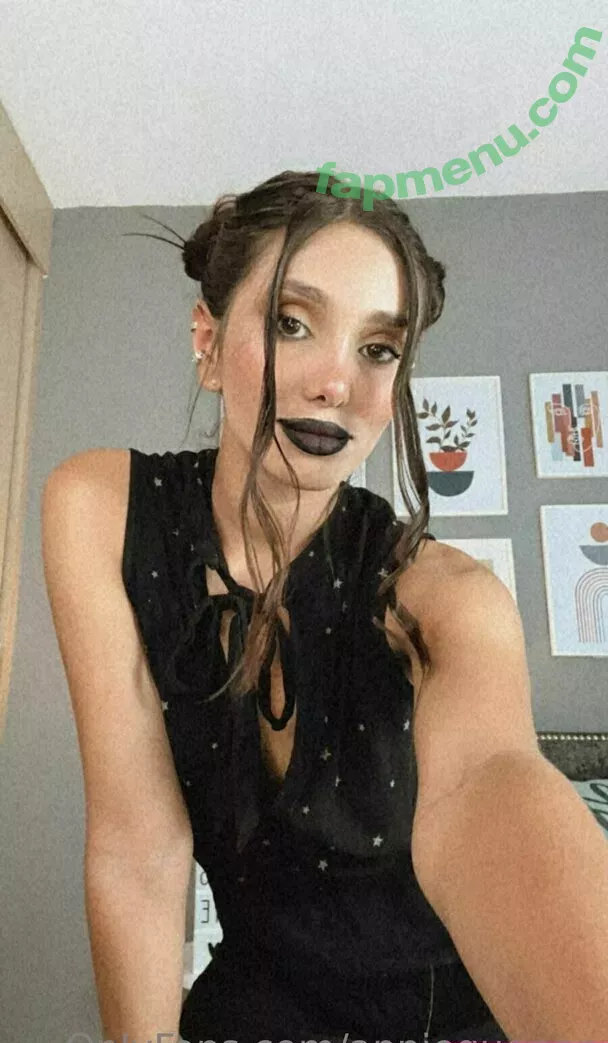 anniequeeen nude photo #0140 (anniequeenk)