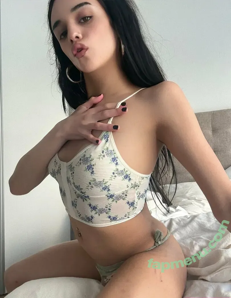 annikababyy nude photo #0030 (annikababy)