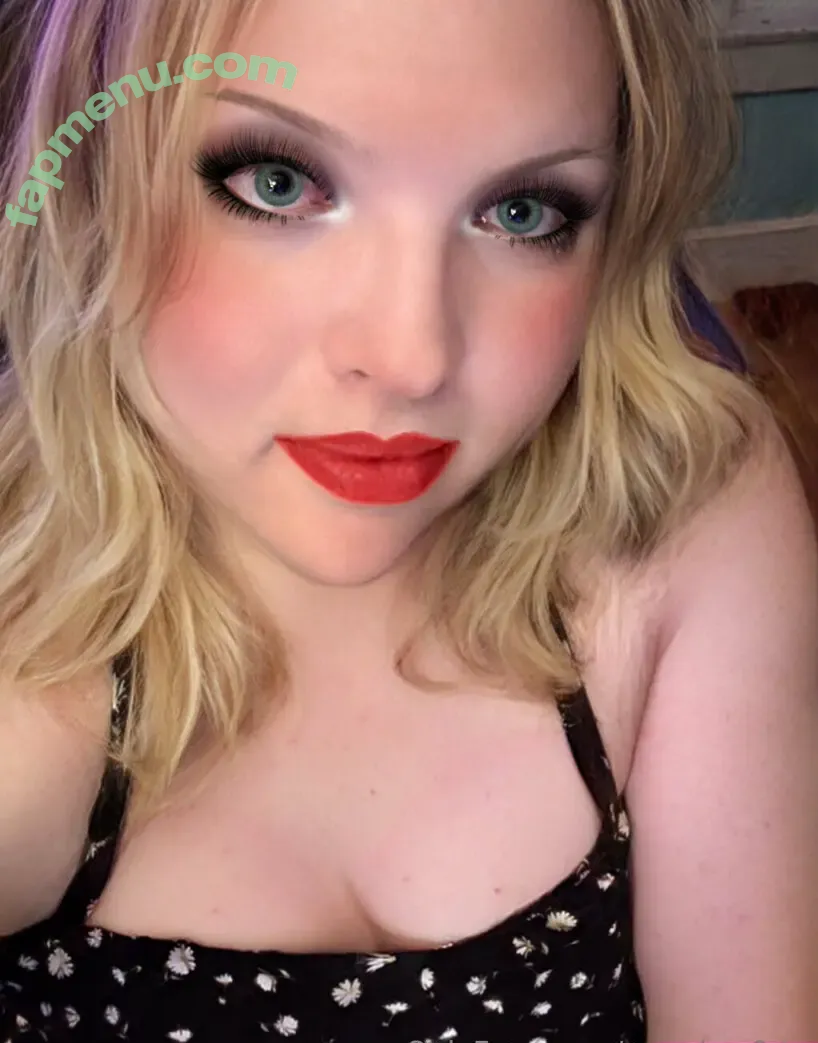 annikaxp nude photo #0003 (annikaxp.aew)