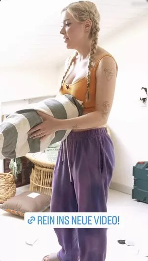 AnniTheDuck nude photo #0495