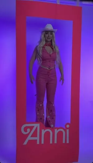 AnniTheDuck nude photo #0589