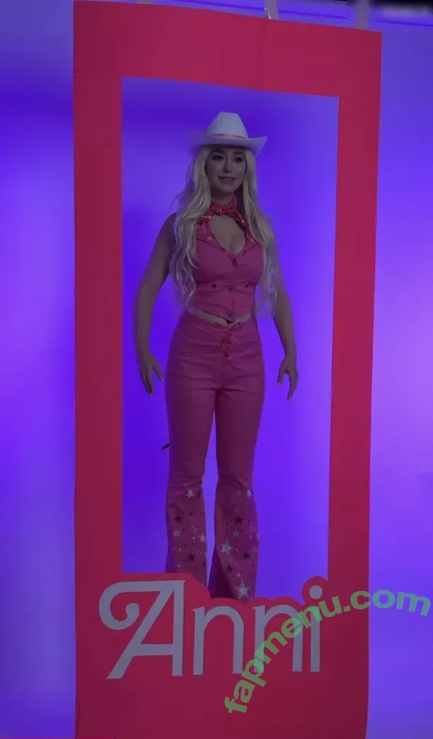 AnniTheDuck nude photo #0589 (AnniTheDuck)