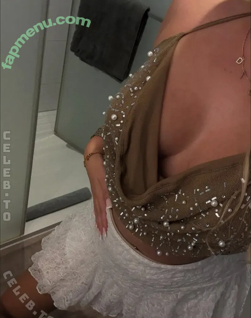 Annmariedtz nude photo #0064 (Annmariedtz)