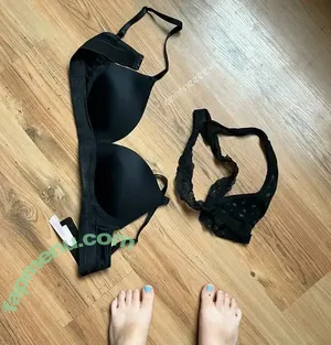 annnneeee-vip / annnneeeevip nude photo #0017