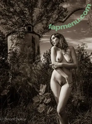  nude photo #0003