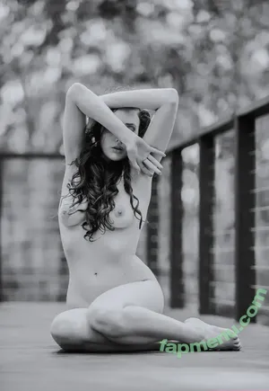  nude photo #0010