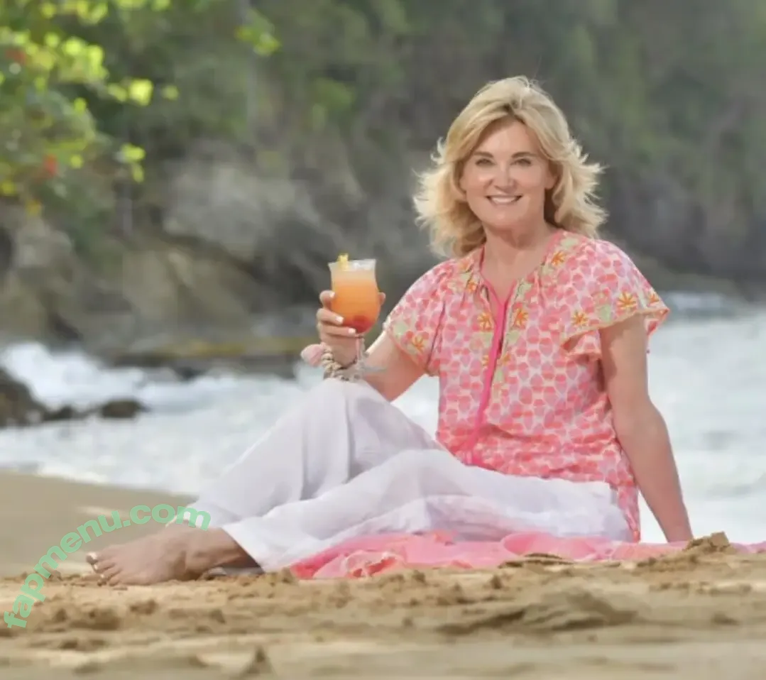 Anthea Turner nude photo #0137 (antheaturner)
