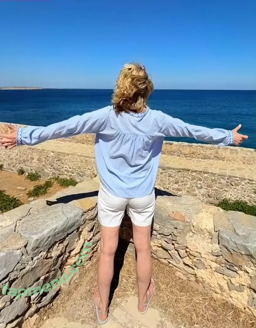 Anthea Turner nude photo #0187 (antheaturner)