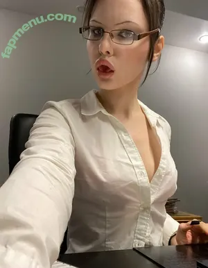  nude photo #0002