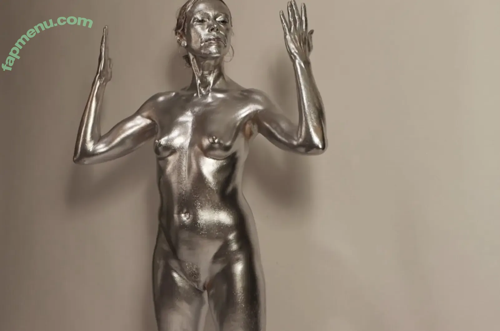 Antje Mönning nude photo #0494 (AntjeMoenning / antjenikolamoenning)