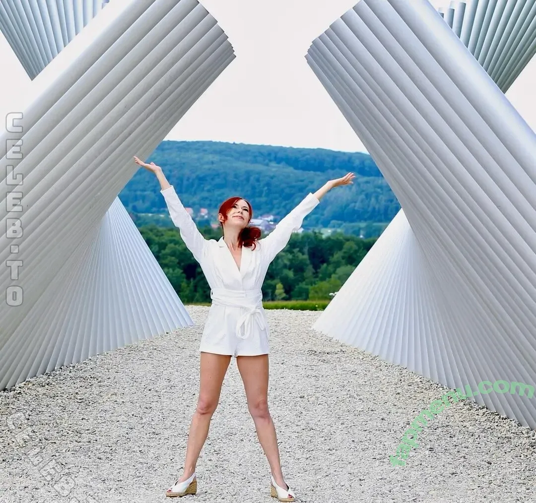 Antje Mönning nude photo #0677 (AntjeMoenning)