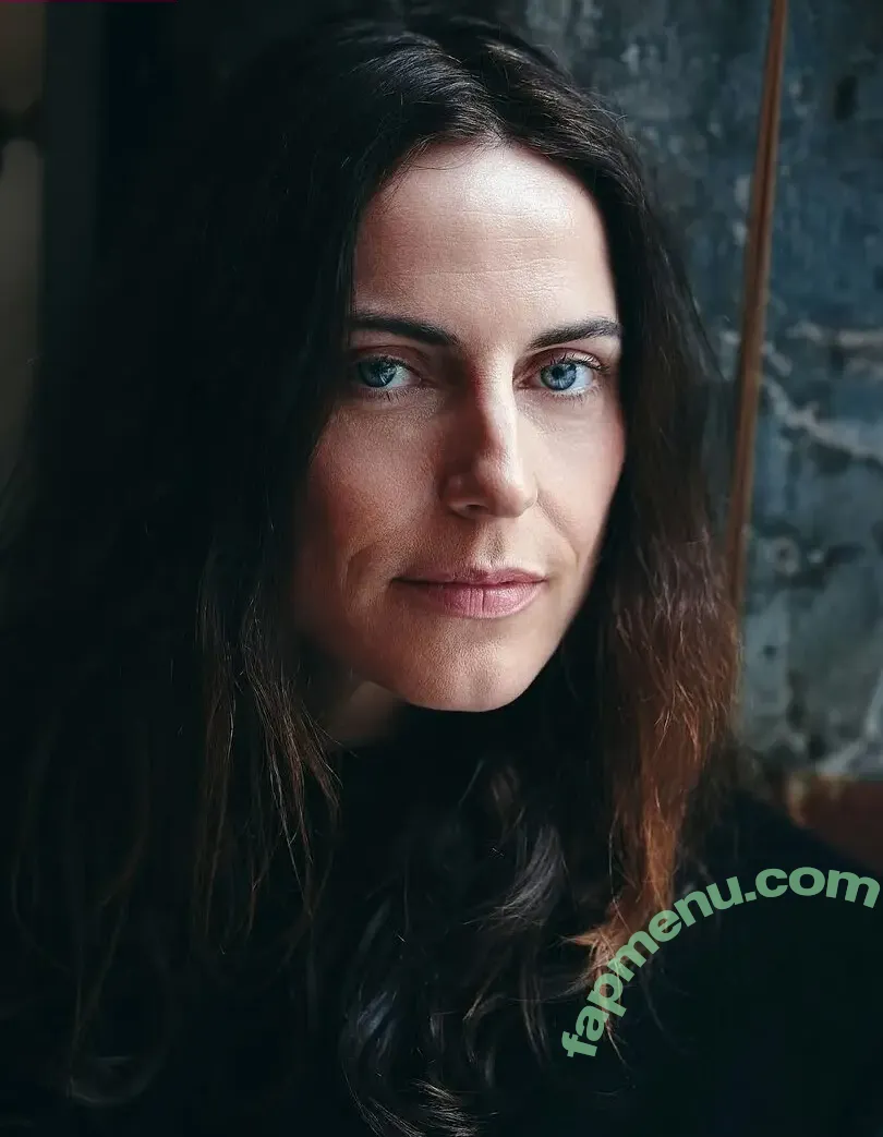 Antje Traue nude photo #0019 (antjetraueofficial)