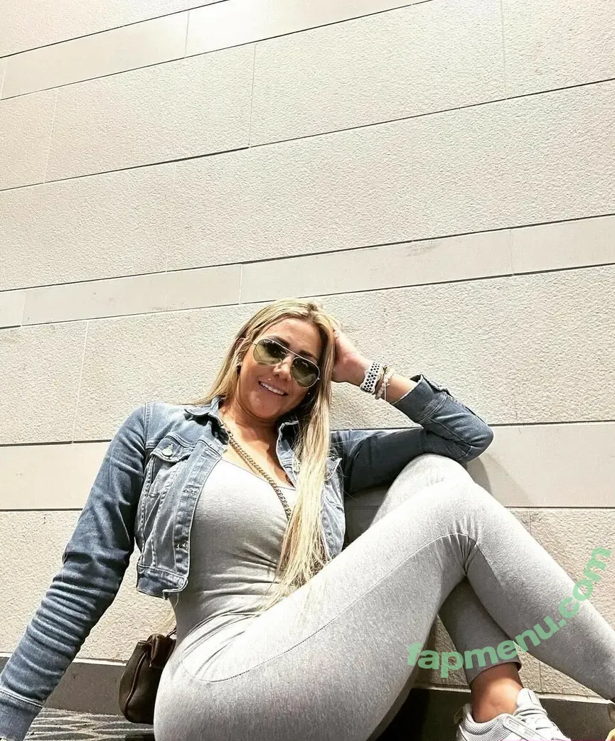 antonelabustamanteo nude photo #0049 (antonelabustamanteo)