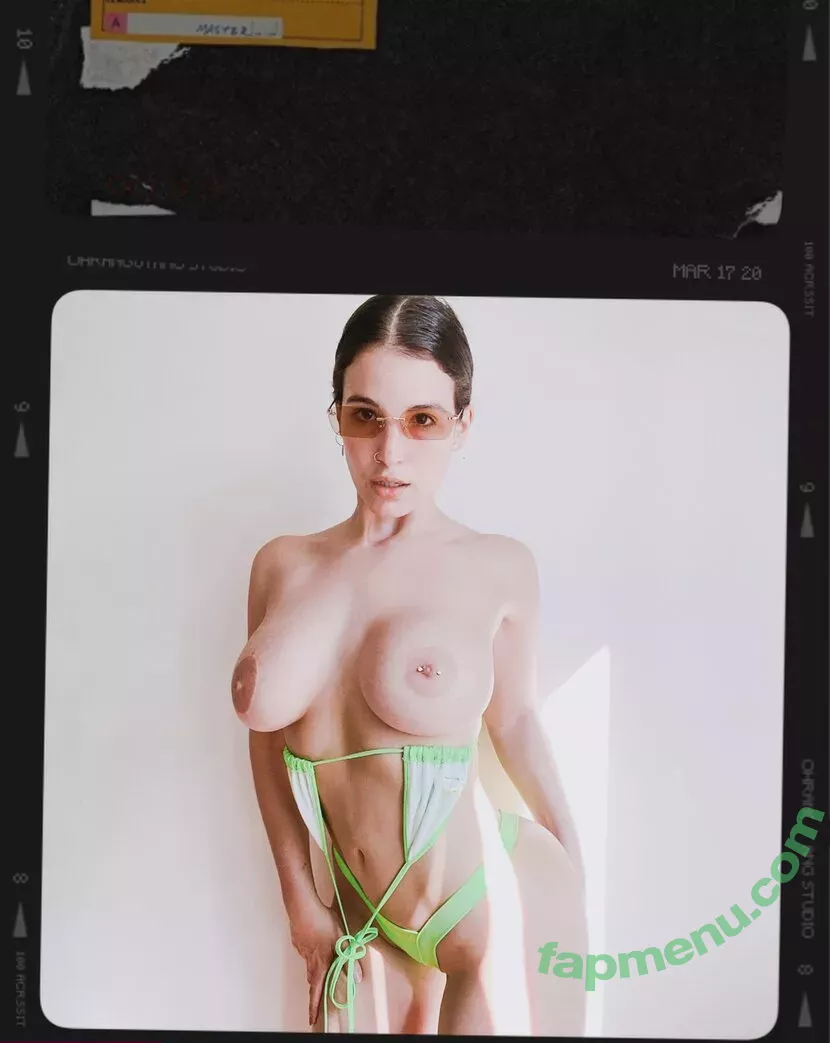 Antonella Shau nude photo #0048 (lasirena69 / lasirena69_)