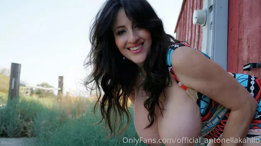 Antonella / antonelaroccuzzo / antonella_a30 / antonella_chinita / antonellakahllo nude photo #0114