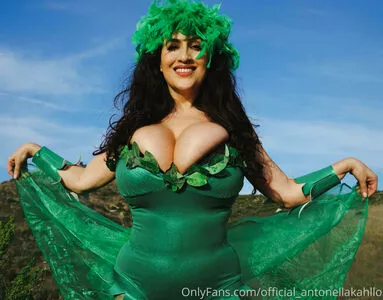 Antonella / antonelaroccuzzo / antonella_a30 / antonella_chinita / antonellakahllo nude photo #0358