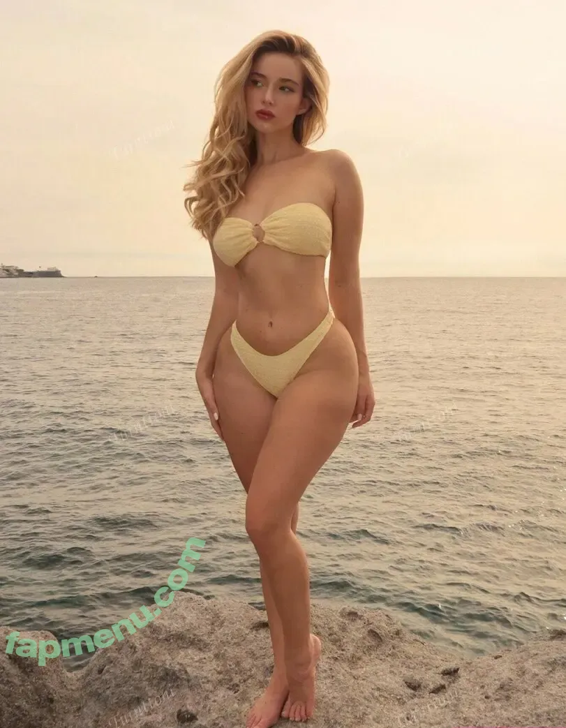 Antonia Freya Lydia nude photo #0045 (lydiafaithful / turnttoni)